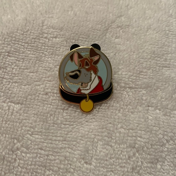 Disney Jewelry - Dodger Mystery Disney Pin